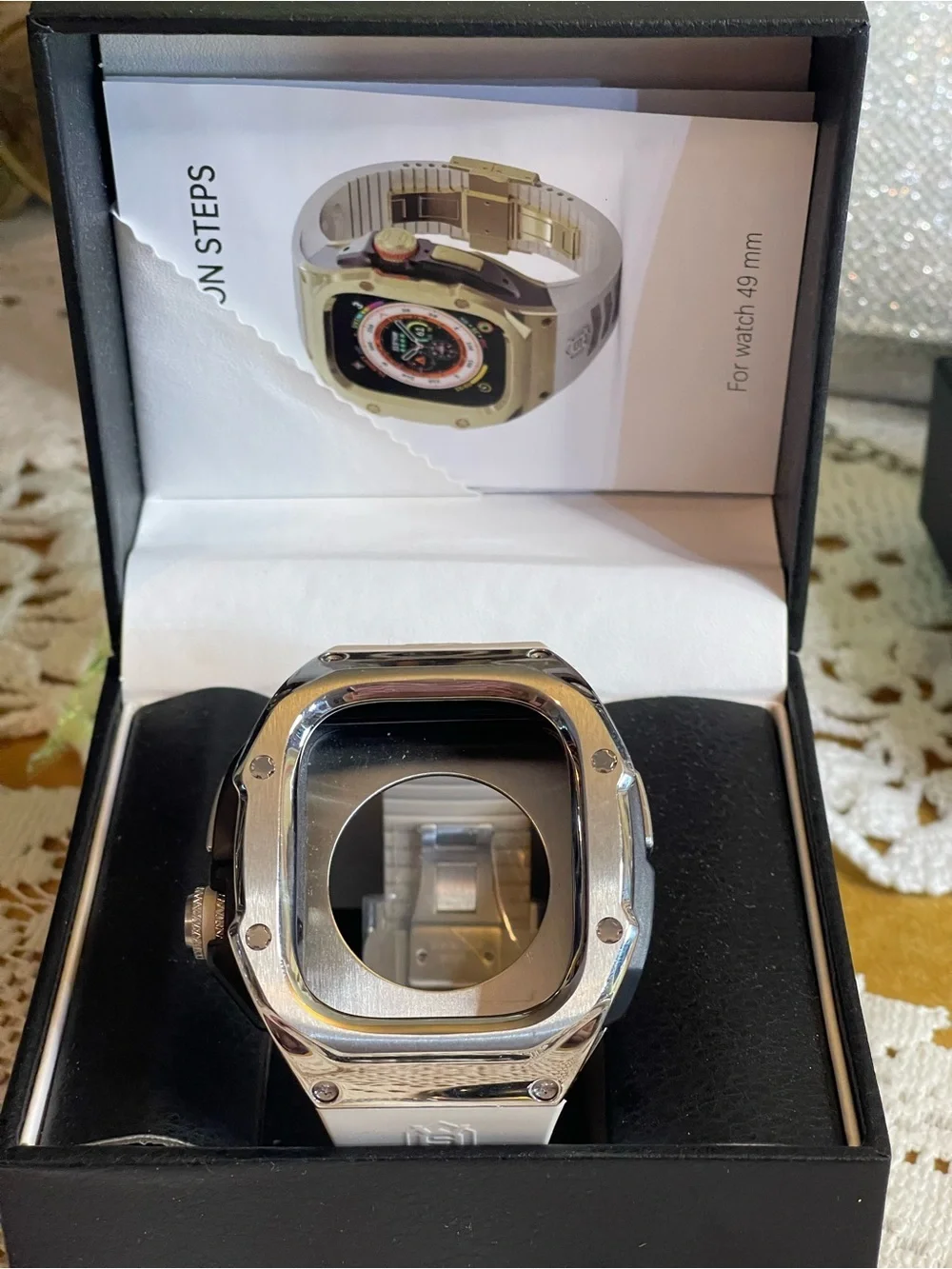 NIB Apple Watch protector!!